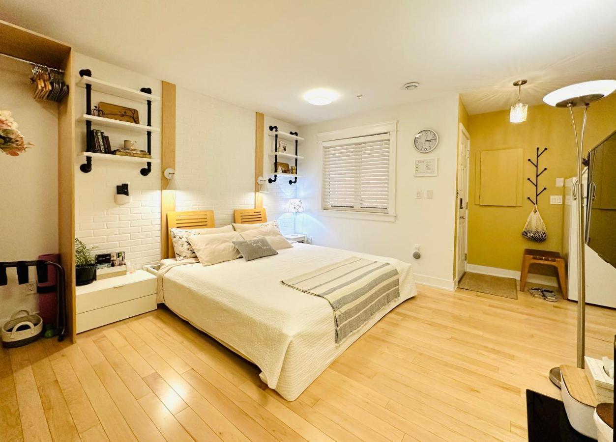 Private Guest Suite 10Mins To Downtown - King Bed - Bathtub - Free Parking Vancouver Dış mekan fotoğraf